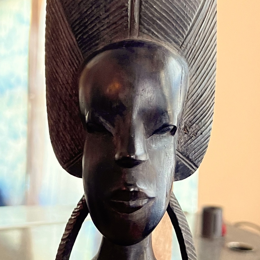 Native African Sculpture - Picture 2 of 5